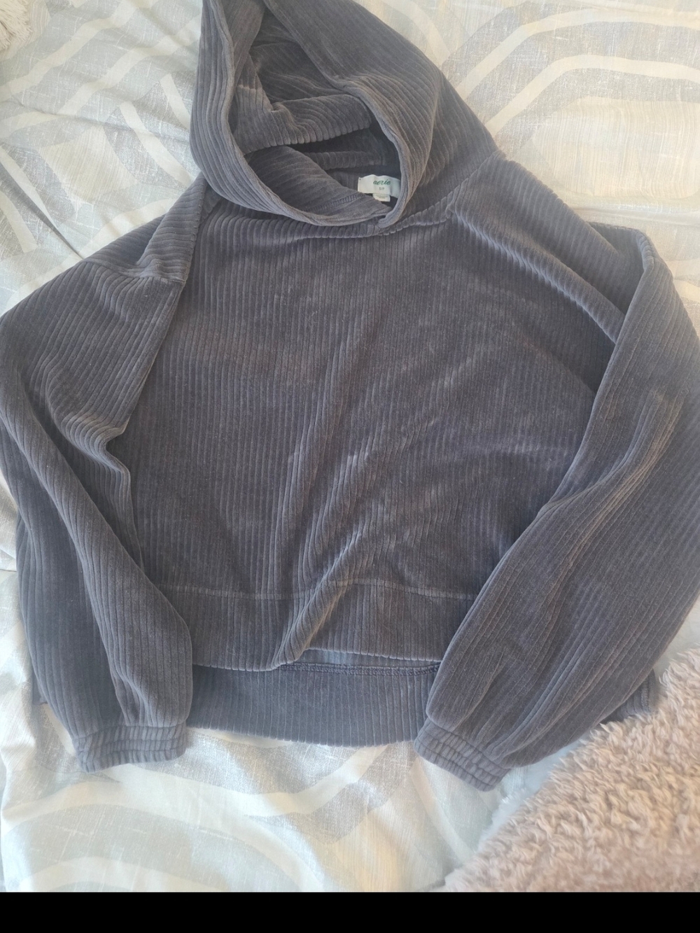 aerie Charcoal Gray Ribbed Hooded Pullover